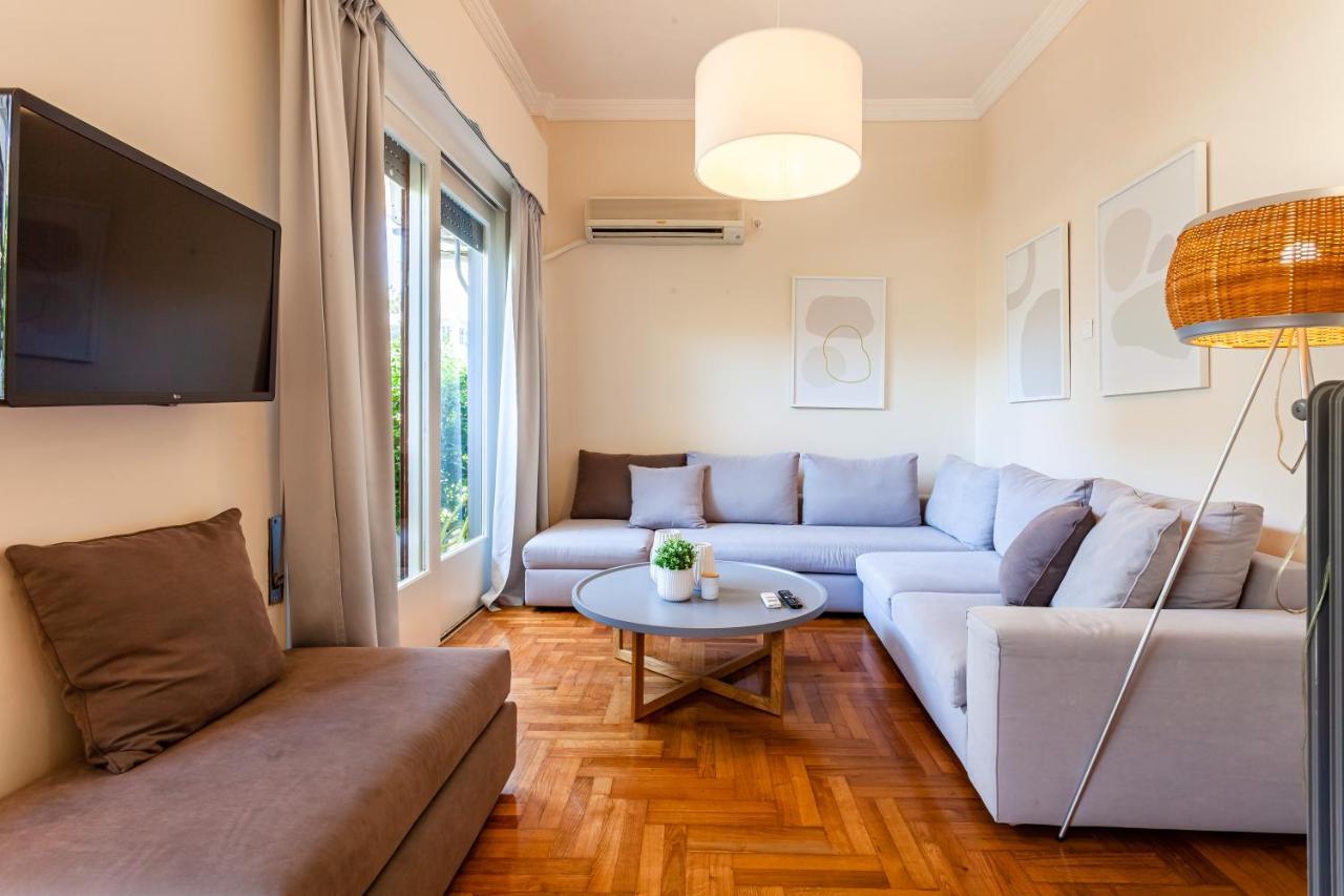 A Homes Greece - Urban Garden Retreat Calamata Exterior foto